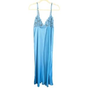 A8 1980s Vintage Fredericks of Hollywood Blue Lace Pleated Nightgown Lingerie